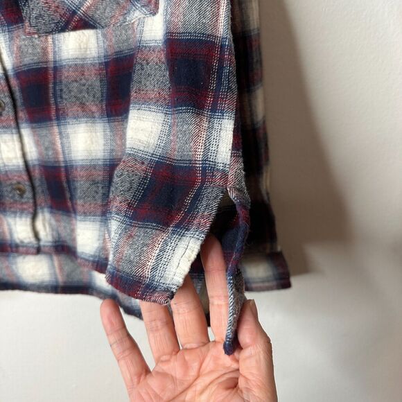 Black Red Blue White Plaid Cropped Long Sleeve Flannel Button Down Shirt M - Picture 6 of 11